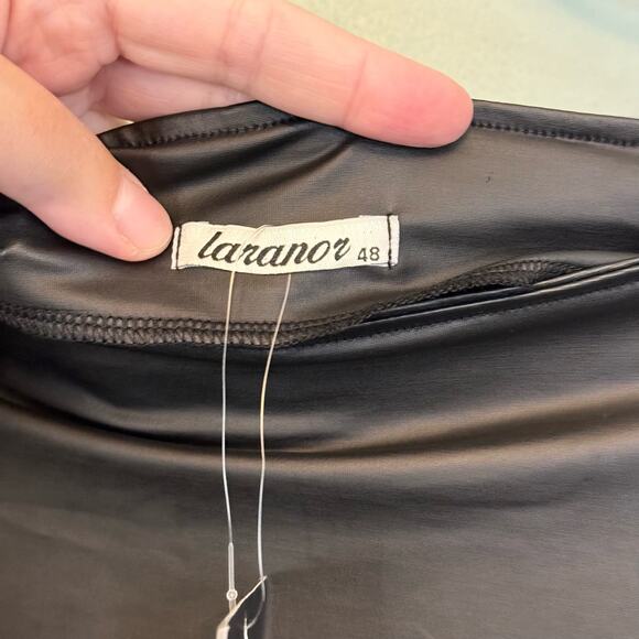 Laranor Skirt Womens 4xl Black Flywheel Detail Asymmetrical Cut Diver Crepe NWT - Picture 9 of 11